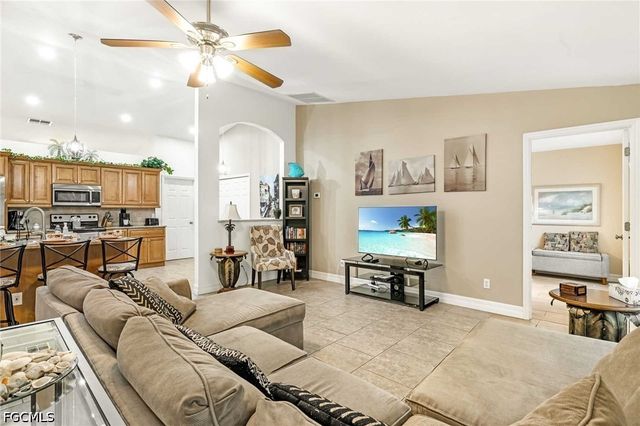 4534 SW 5th PL, Cape Coral, FL 33914