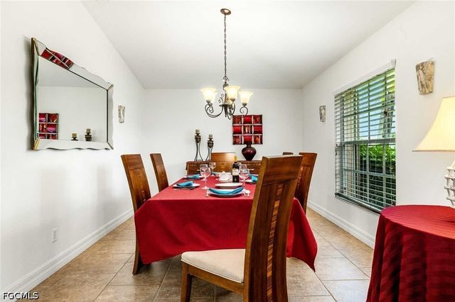 4534 SW 5th PL, Cape Coral, FL 33914