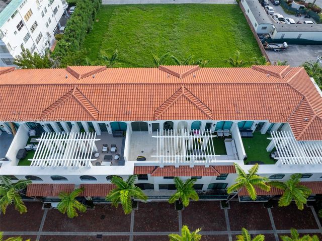 1162 98th St 4, Bay Harbor Islands, FL 33154