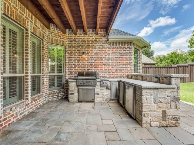 1312 Thornwood Drive, Murphy, TX 75094