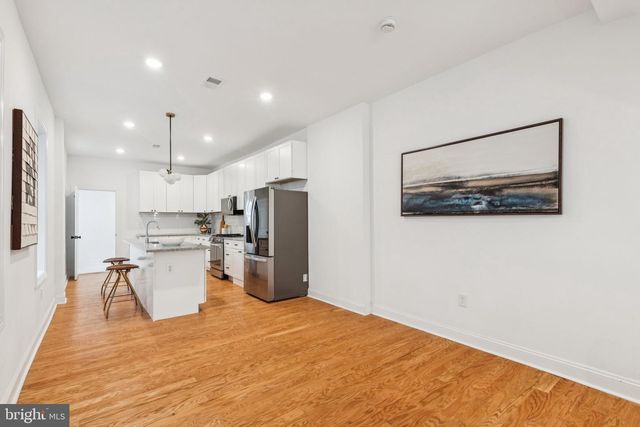 2433 BROWN ST, Philadelphia, PA 19130