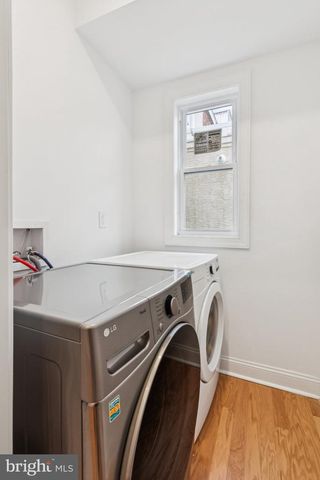 2433 BROWN ST, Philadelphia, PA 19130