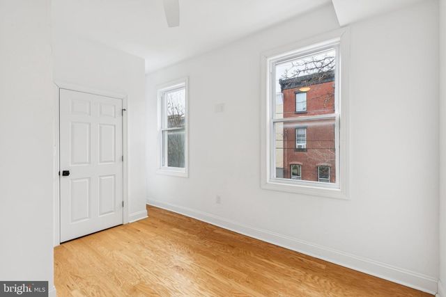 2433 BROWN ST, Philadelphia, PA 19130