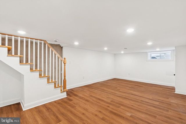 2433 BROWN ST, Philadelphia, PA 19130