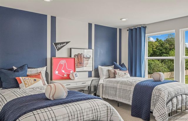 635 Gretchen Lane, Saline, MI 48176