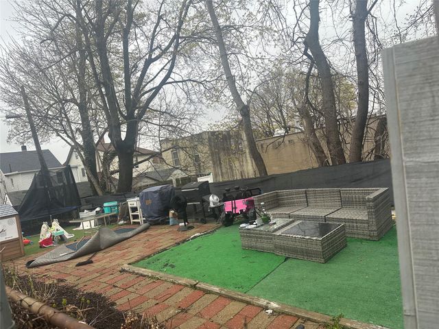 21 Drake Avenue, New Rochelle, NY 10805