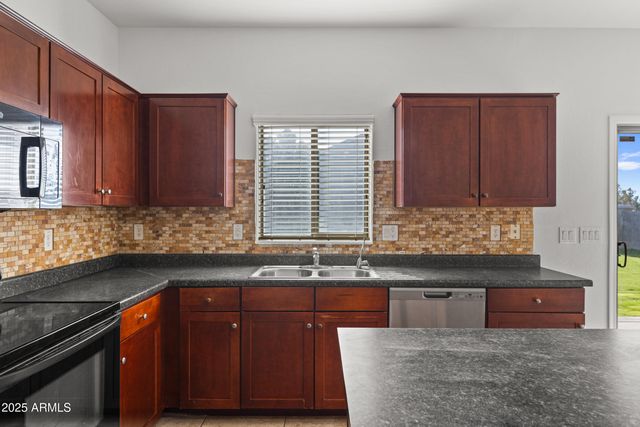 315 E CHRISTOPHER Street, San Tan Valley, AZ 85140