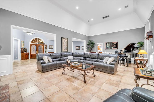 23 Muirfield Way, Sugar Land, TX 77479