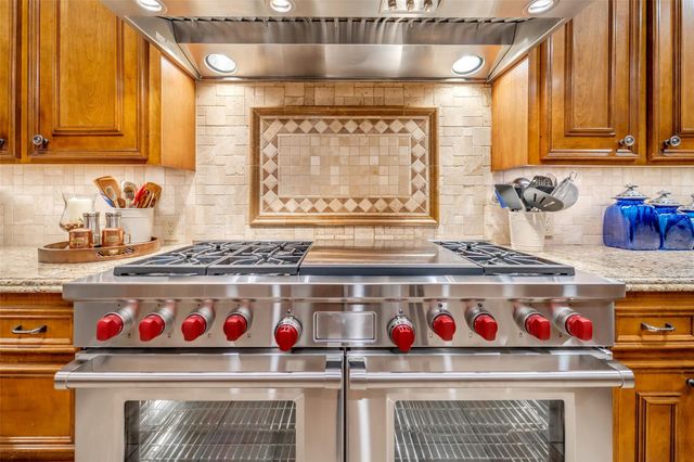 23 Muirfield Way, Sugar Land, TX 77479