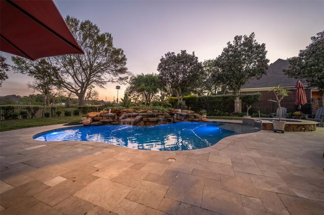 23 Muirfield Way, Sugar Land, TX 77479