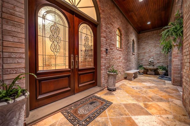 23 Muirfield Way, Sugar Land, TX 77479