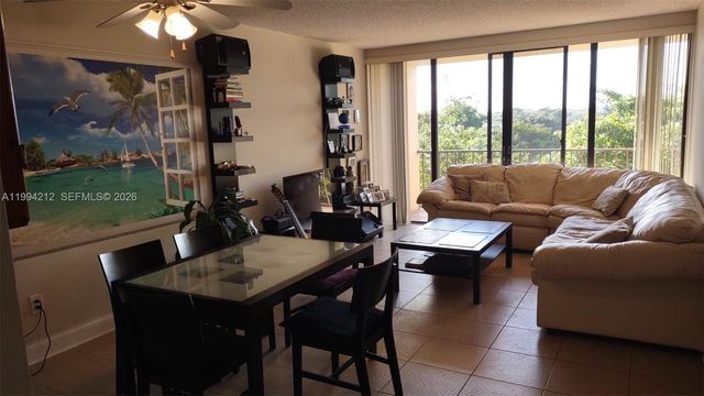 1470 NE 123rd St A606, North Miami, FL 33161