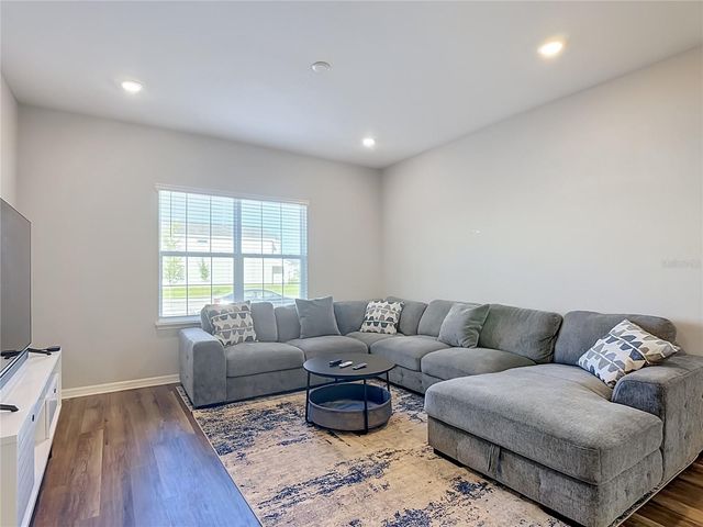 333 SILVERBELL TRAIL, St Cloud, FL 34771