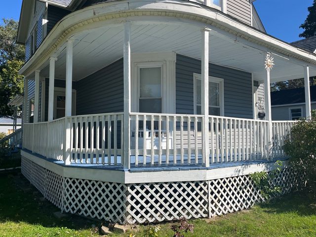 802 SECOND Avenue, Aurora, IL 60505