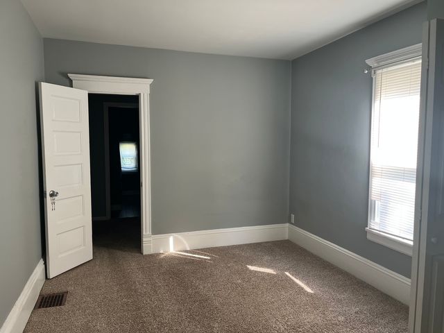 802 SECOND Avenue, Aurora, IL 60505