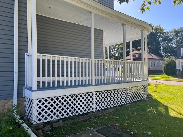 802 SECOND Avenue, Aurora, IL 60505