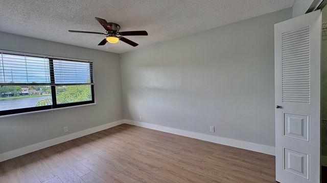 5325 TENNIS Lane, Delray Beach, FL 33484