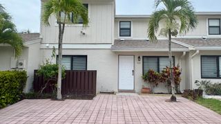 5325 TENNIS Lane, Delray Beach, FL 33484
