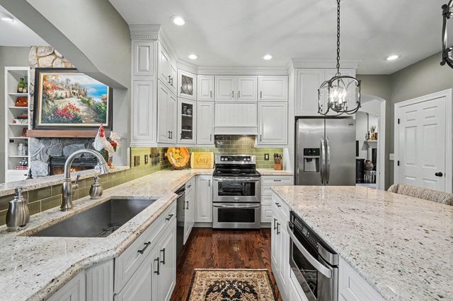 6137 Brookstone Lane, Grand Blanc Twp, MI 48439