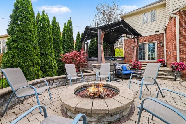 6137 Brookstone Lane, Grand Blanc Twp, MI 48439