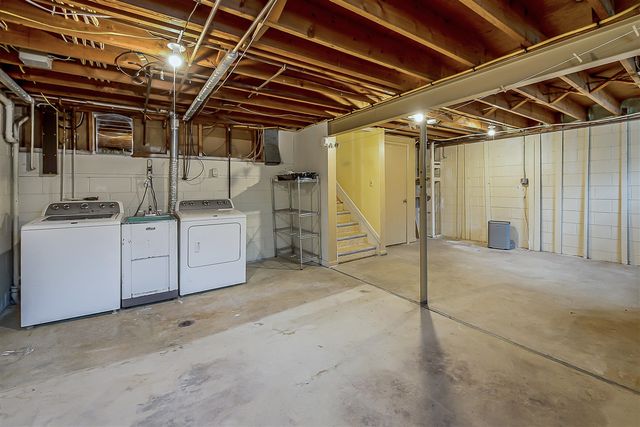 2150 Stephen Terrace, Ann Arbor, MI 48103