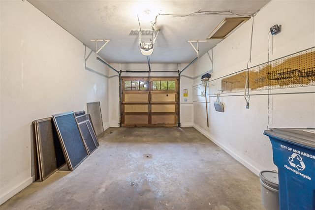 2150 Stephen Terrace, Ann Arbor, MI 48103