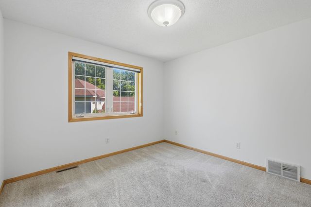 5546 Malibu Drive, Edina, MN 55436