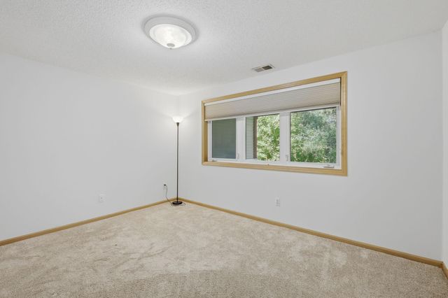 5546 Malibu Drive, Edina, MN 55436