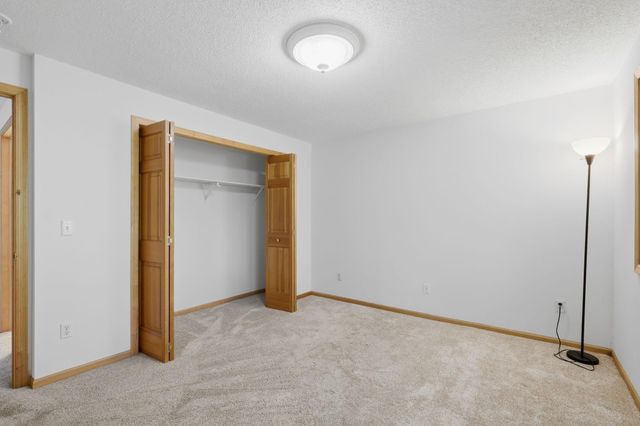 5546 Malibu Drive, Edina, MN 55436