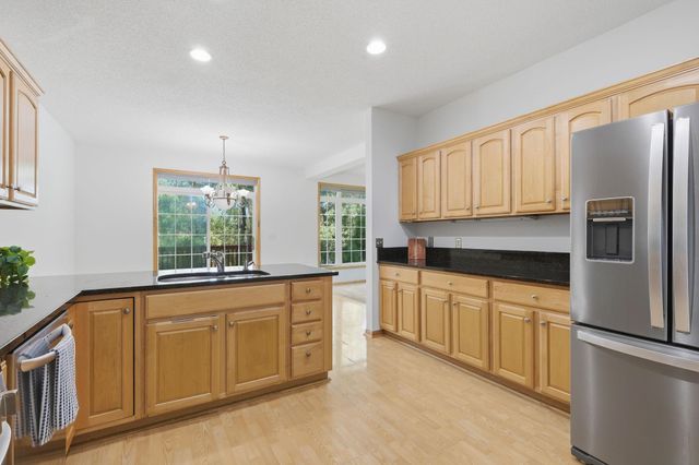 5546 Malibu Drive, Edina, MN 55436