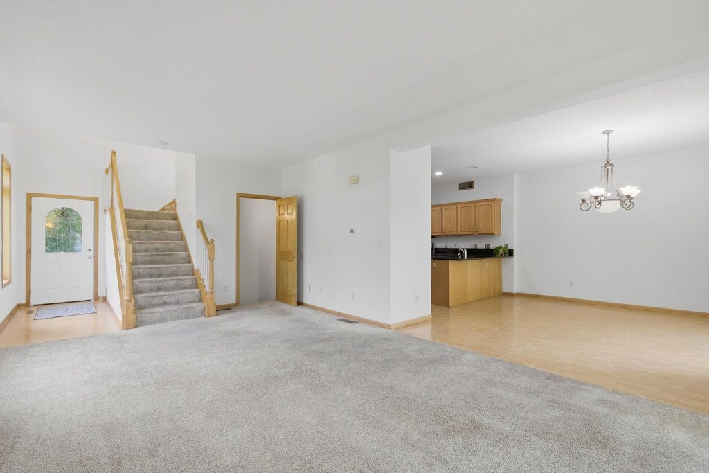 5546 Malibu Drive, Edina, MN 55436 — photo 4