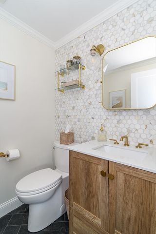 30 Snake Brook, Wayland, MA 01778