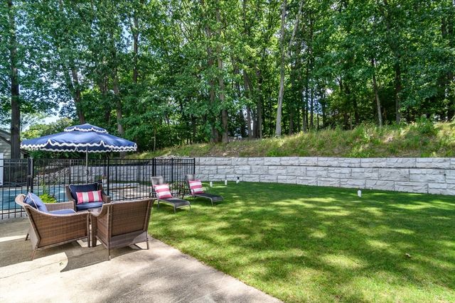 30 Snake Brook, Wayland, MA 01778