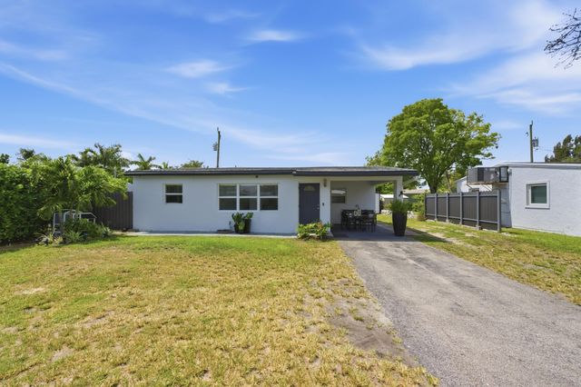 330 NE 59th Court, Oakland Park, FL 33334
