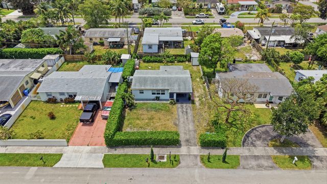 330 NE 59th Court, Oakland Park, FL 33334