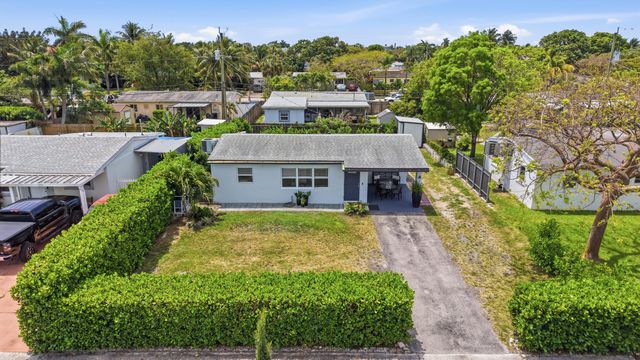 330 NE 59th Court, Oakland Park, FL 33334