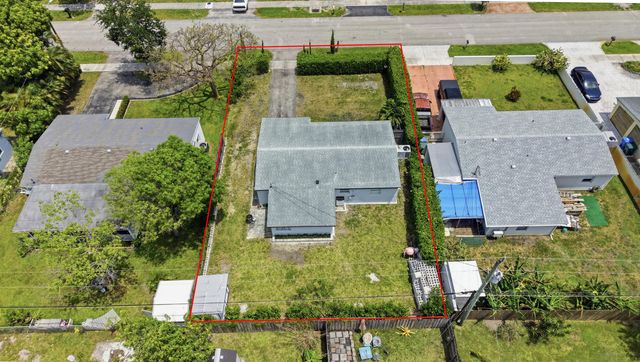330 NE 59th Court, Oakland Park, FL 33334