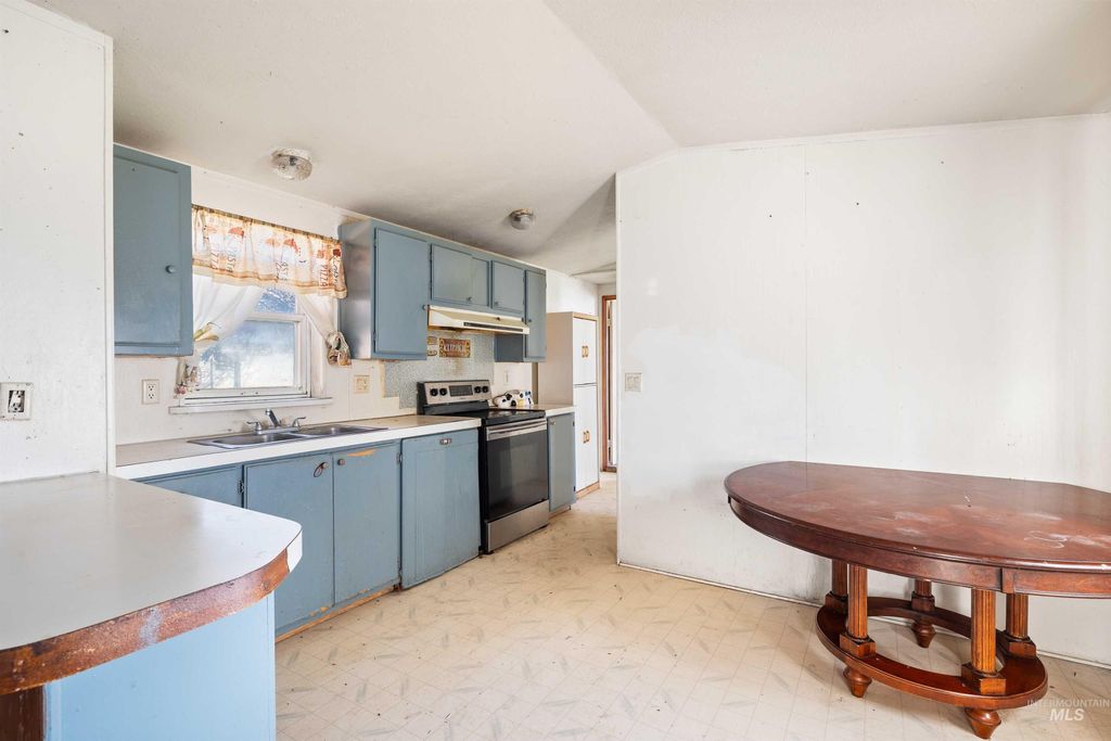 33 Manor Dr #24, Buhl, ID 83316 photo 4