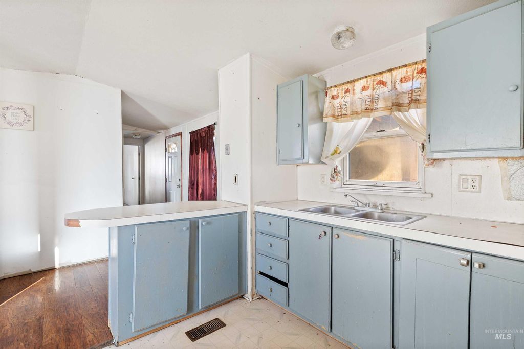 33 Manor Dr #24, Buhl, ID 83316 photo 5