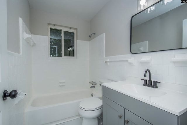 105 Wood Court, Lexington, SC 29073