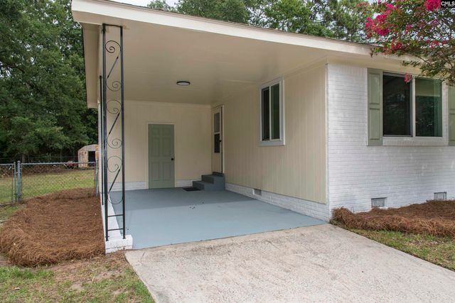 105 Wood Court, Lexington, SC 29073