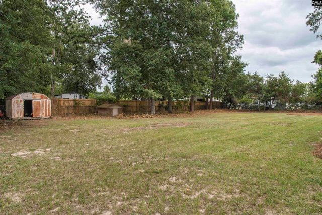 105 Wood Court, Lexington, SC 29073