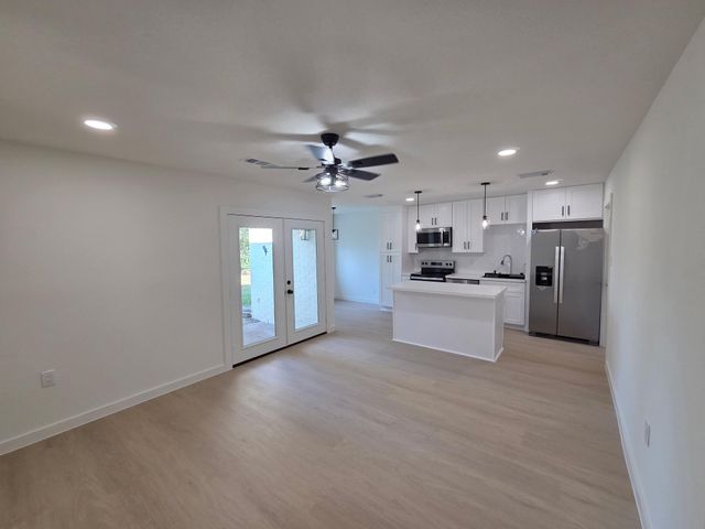 7214 Whippoorwill Lane, Texas City, TX 77591