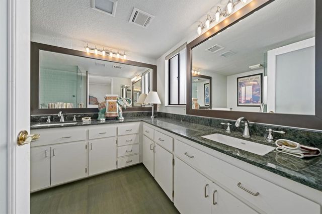 35200 Cathedral Canyon Drive W184, Cathedral City, CA 92234