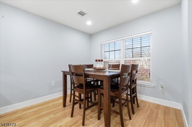 181 Court St, Newark City, NJ 07103