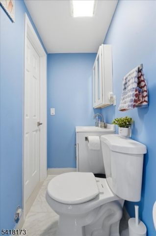 181 Court St, Newark City, NJ 07103