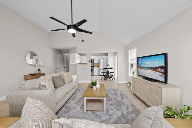 3004 Yorktown Circle, Fort Walton Beach, FL 32547