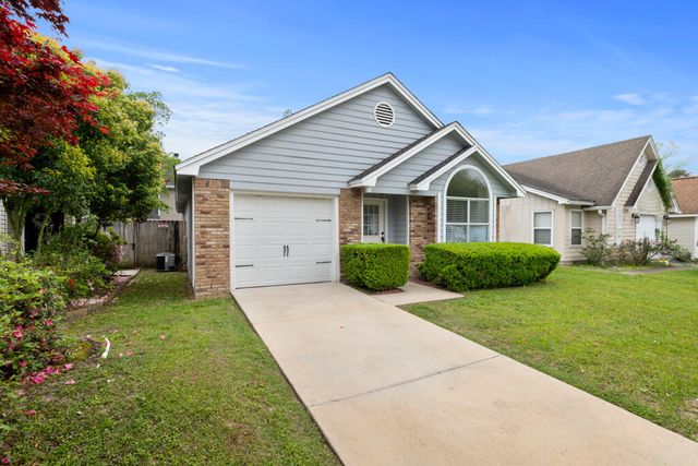3004 Yorktown Circle, Fort Walton Beach, FL 32547