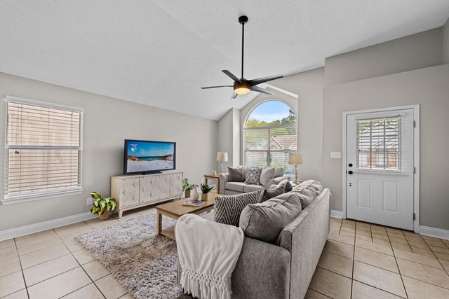 3004 Yorktown Circle, Fort Walton Beach, FL 32547
