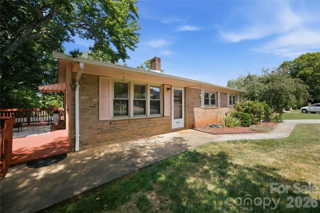 4821 Raleigh Street, Conover, NC 28613